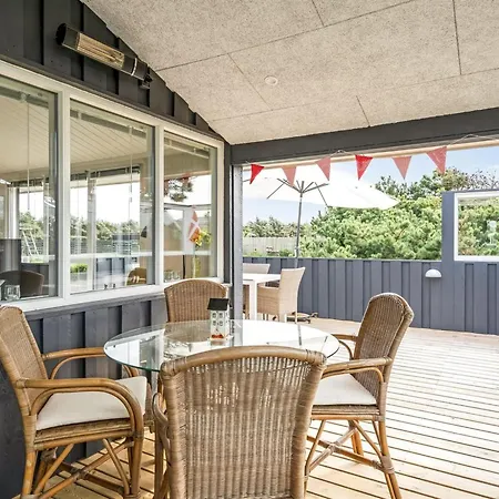 Haelf - 400m From The Sea By Interhome *