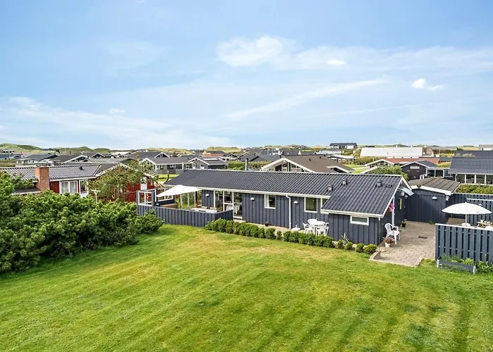 度假居 Haelf - 400m From The Sea By Interhome 洛肯